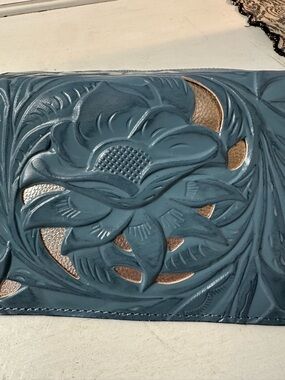 Leather Embossed Patricia Nash Safflower Blue Wallet with Metallic Accent
